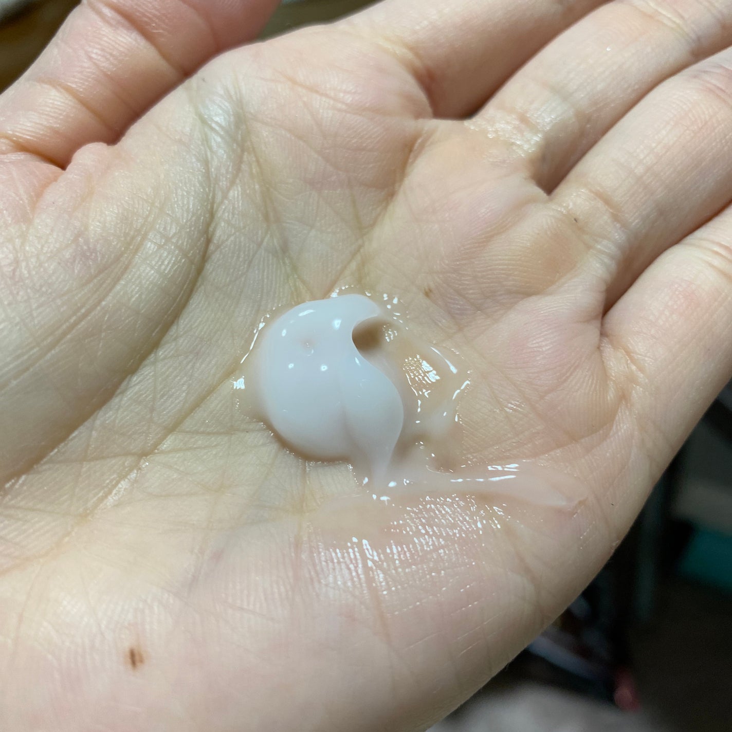 ローズウォーター スリーピングマスク/FEMMUE/フェイスクリームを使ったクチコミ(2枚目)