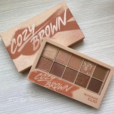 ○CLIO
プロアイパレット
10 Cozy Brown

一部通販で先行販売されている、CLIOのパレット最新作CozyBrownです(私はQoo10のthe plusさんで購入しました)

まず見て