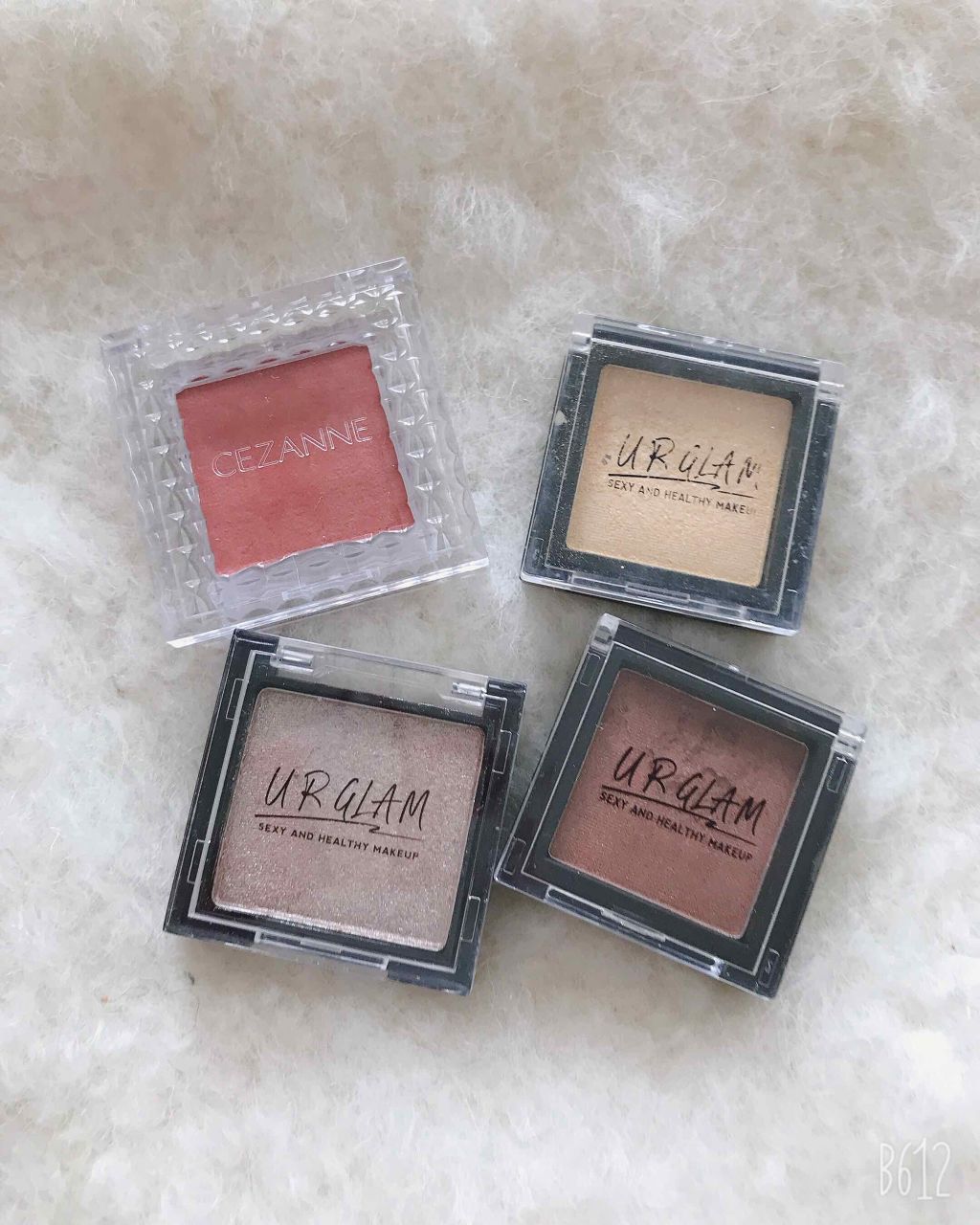 UR GLAM　POWDER EYESHADOW/U R GLAM/単色アイシャドウを使ったクチコミ（1枚目）