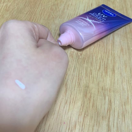 ニベアUV ディープ プロテクト&ケア トーンアップ エッセンス/ニベア/日焼け止めローションを使ったクチコミ(5枚目)