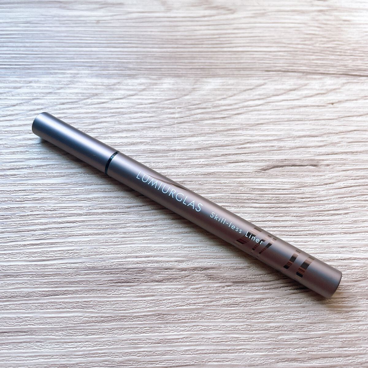 スキルレスライナー/LUMIURGLAS/リキッドアイライナーを使ったクチコミ（2枚目）
