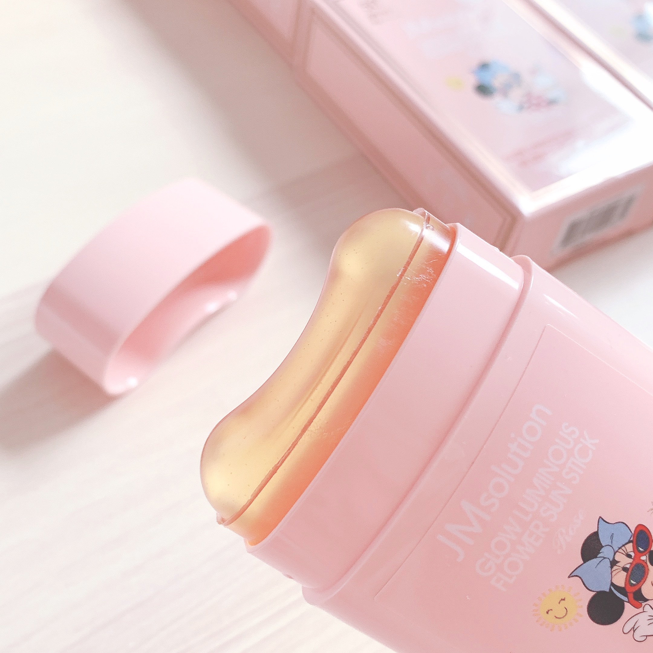 グロウルミナスフラワー サンスティックローズ/JMsolution/日焼け止めスティックを使ったクチコミ（2枚目）