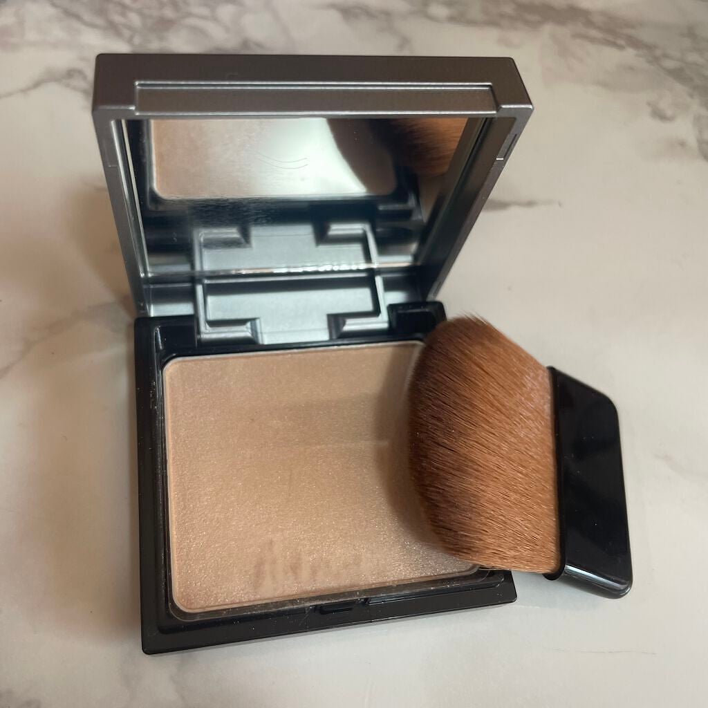 &be ルミナイジングパウダー/&be/パウダーハイライトを使ったクチコミ(2枚目)