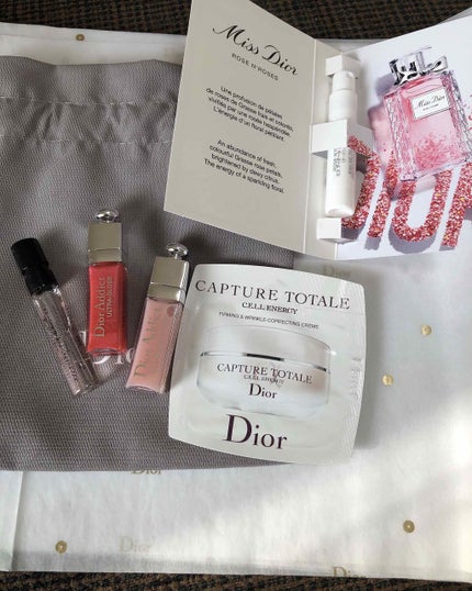 ディオールスキン ミネラル ヌード ルミナイザー パウダー<グロウ バイブス>/Dior/プレストパウダーを使ったクチコミ(3枚目)