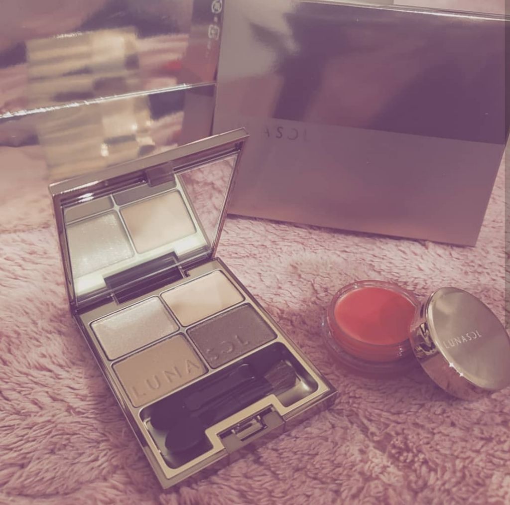 スキンモデリングアイズ/LUNASOL/アイシャドウパレットを使ったクチコミ(1枚目)