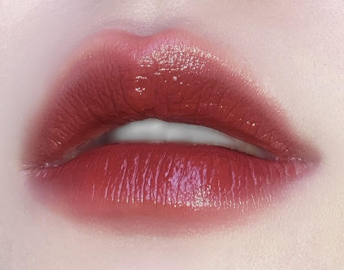 Zorro on LIPS 「＼色持ち最強ナチュラルつやんリップ👄／ ..」 | LIPS