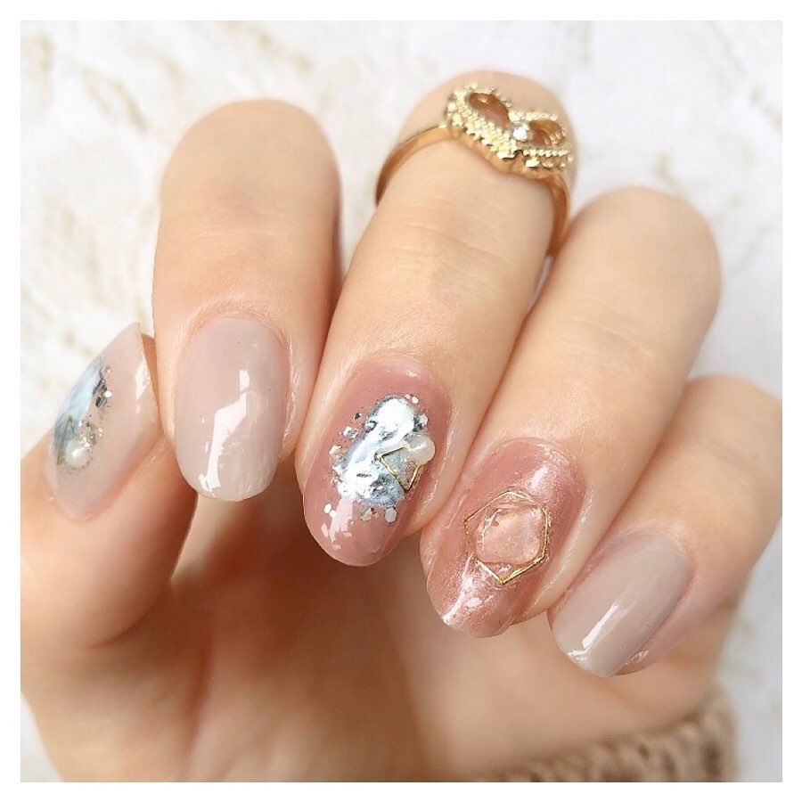 カラフルネイルズ/キャンメイク/マニキュアを使ったクチコミ（3枚目）