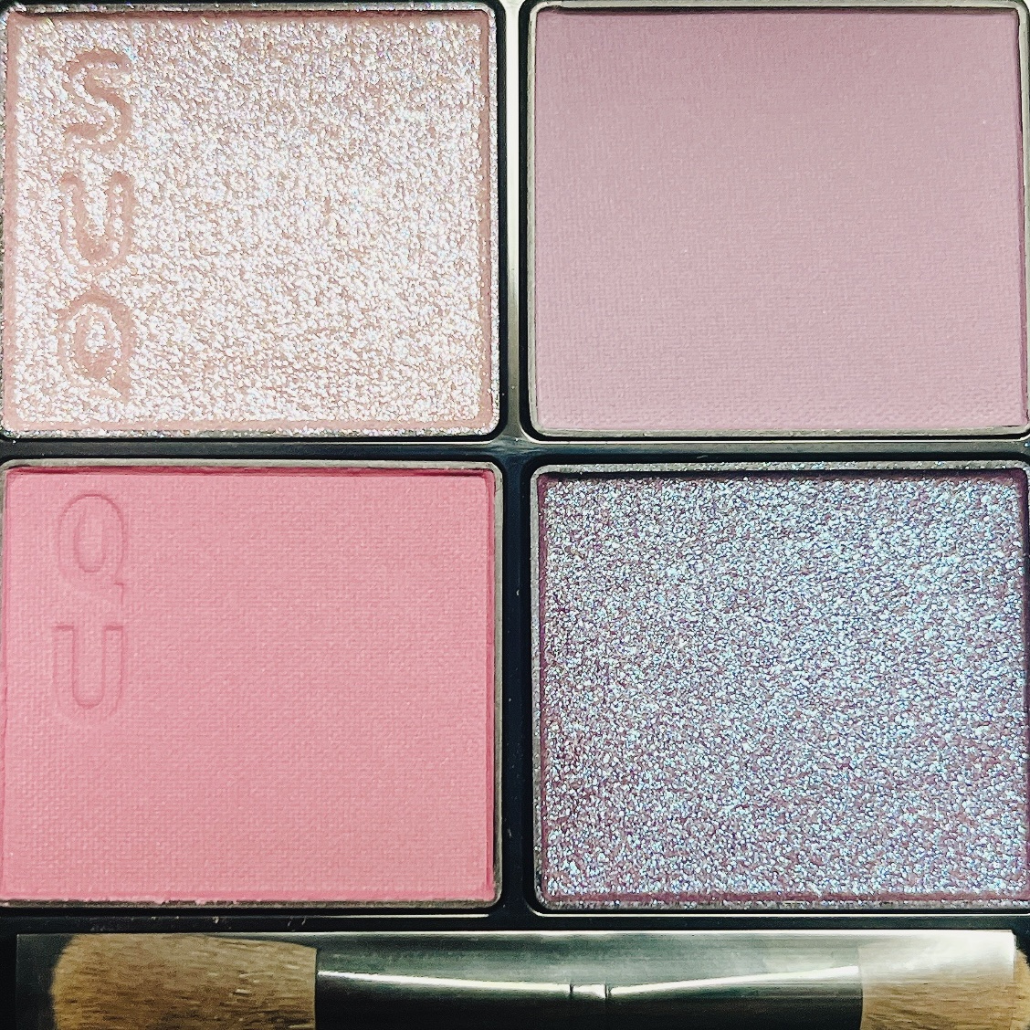 シグニチャー カラー アイズ/SUQQU/アイシャドウパレットを使ったクチコミ（2枚目）