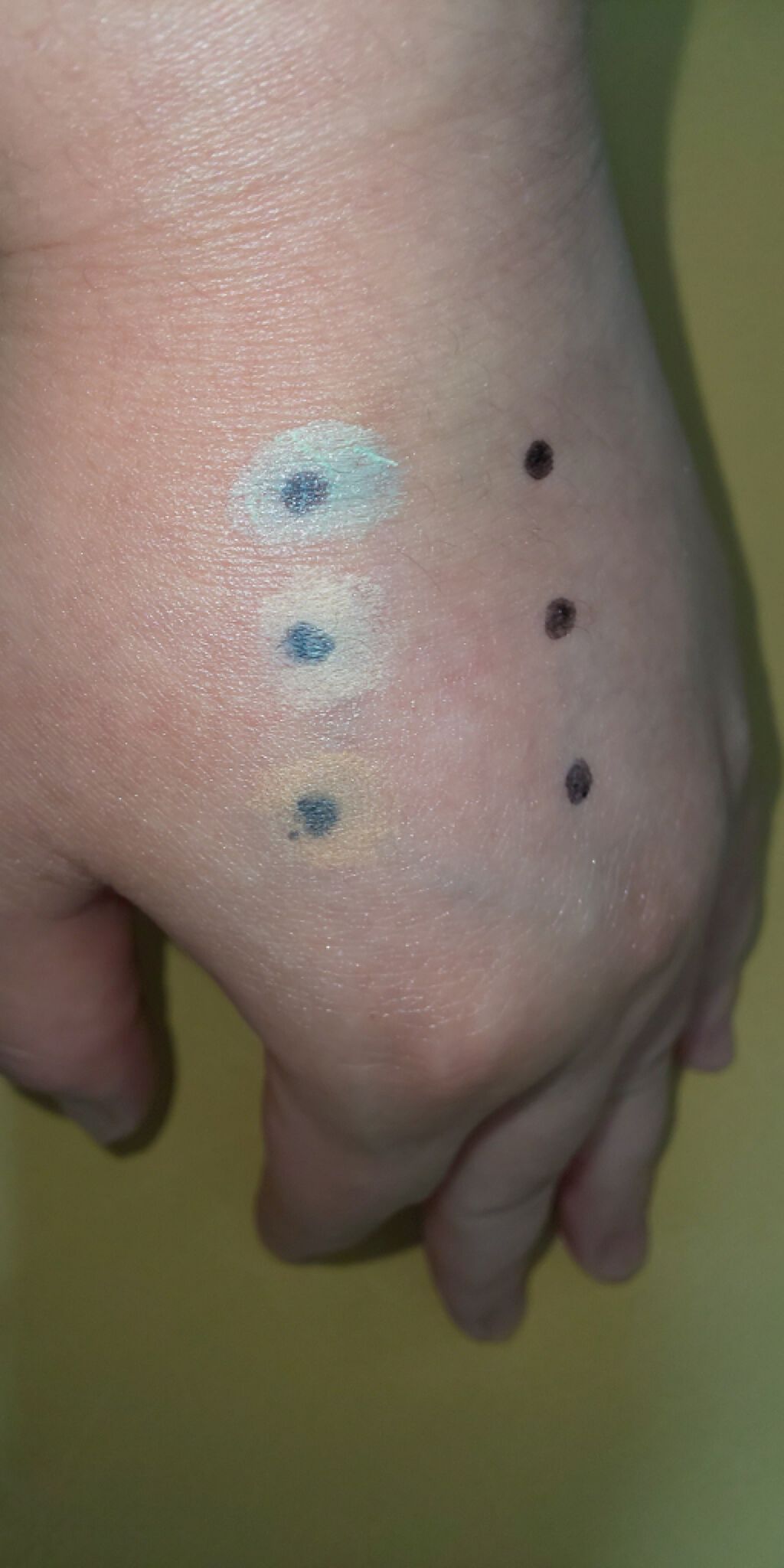 UR GLAM　CONCEALER PALETTE/U R GLAM/パレットコンシーラーを使ったクチコミ（2枚目）