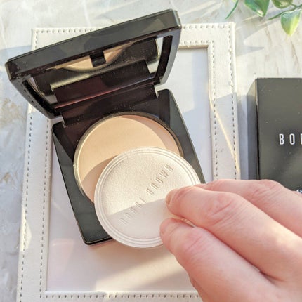 シアーフィニッシュ プレストパウダー/BOBBI BROWN/プレストパウダーを使ったクチコミ(4枚目)