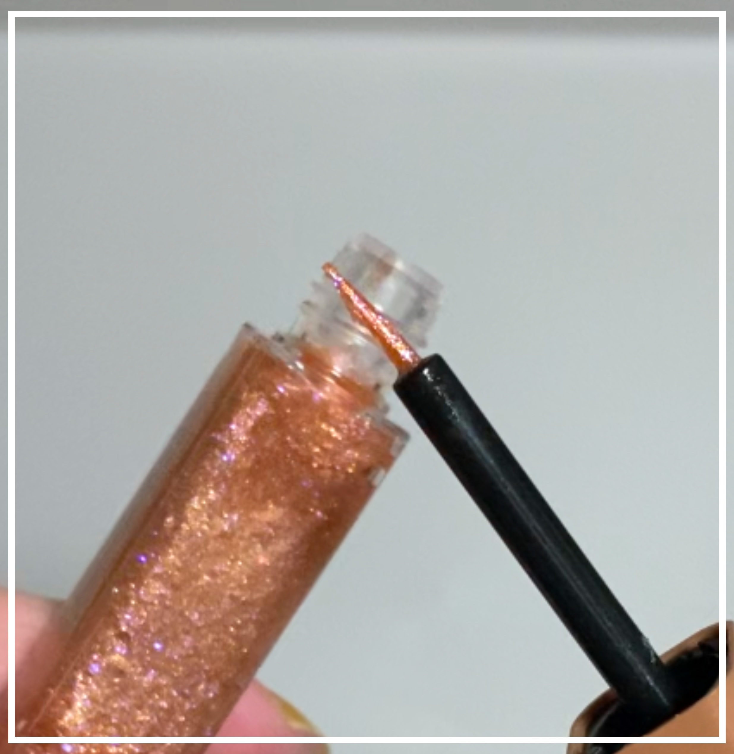 チアミーカラー グリッターアイライナー/CHEER me COLOR/リキッドアイライナーを使ったクチコミ（2枚目）