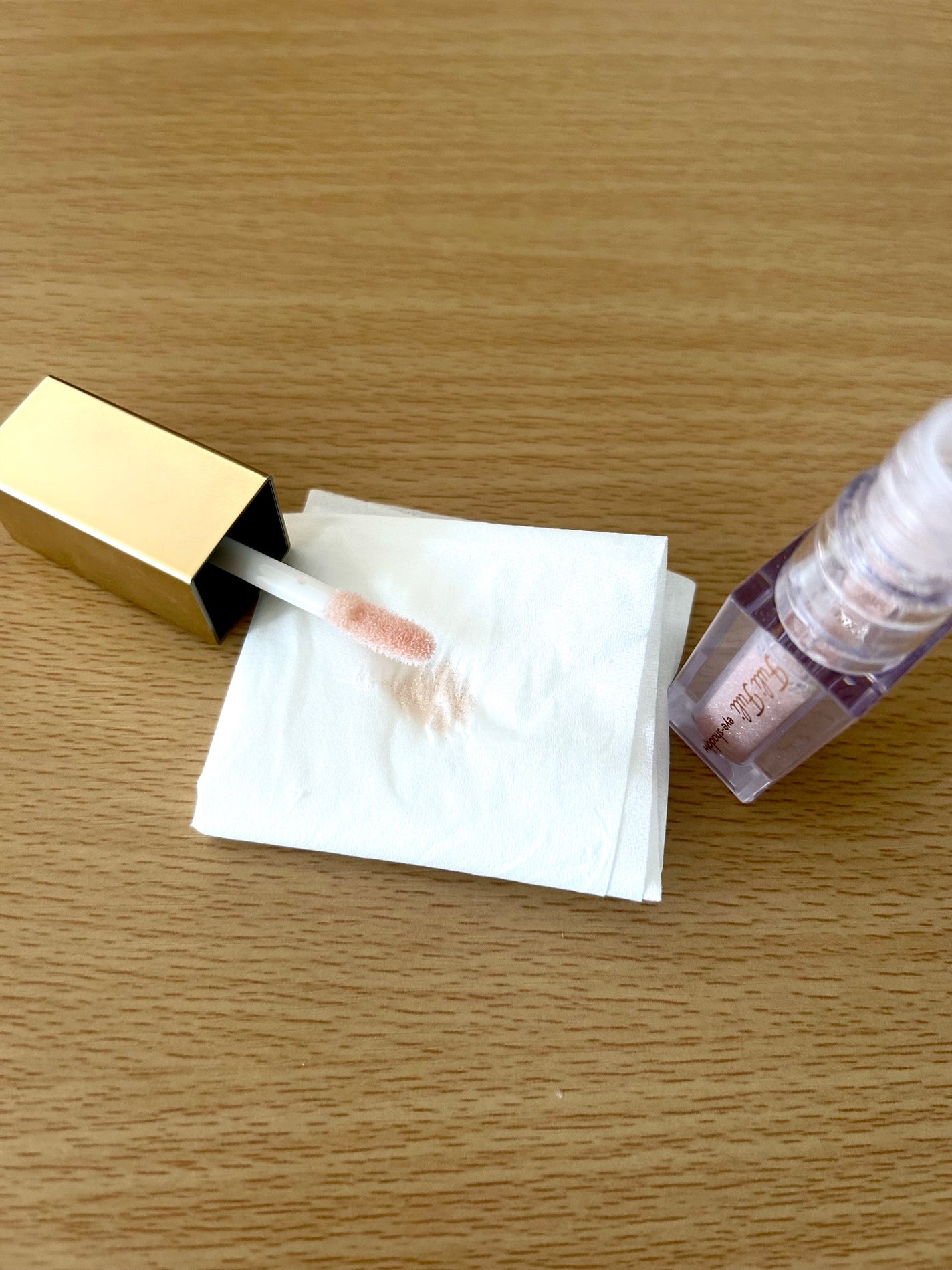 フリフリアイシャドウ/Dolly Angel/リキッドアイシャドウを使ったクチコミ(3枚目)