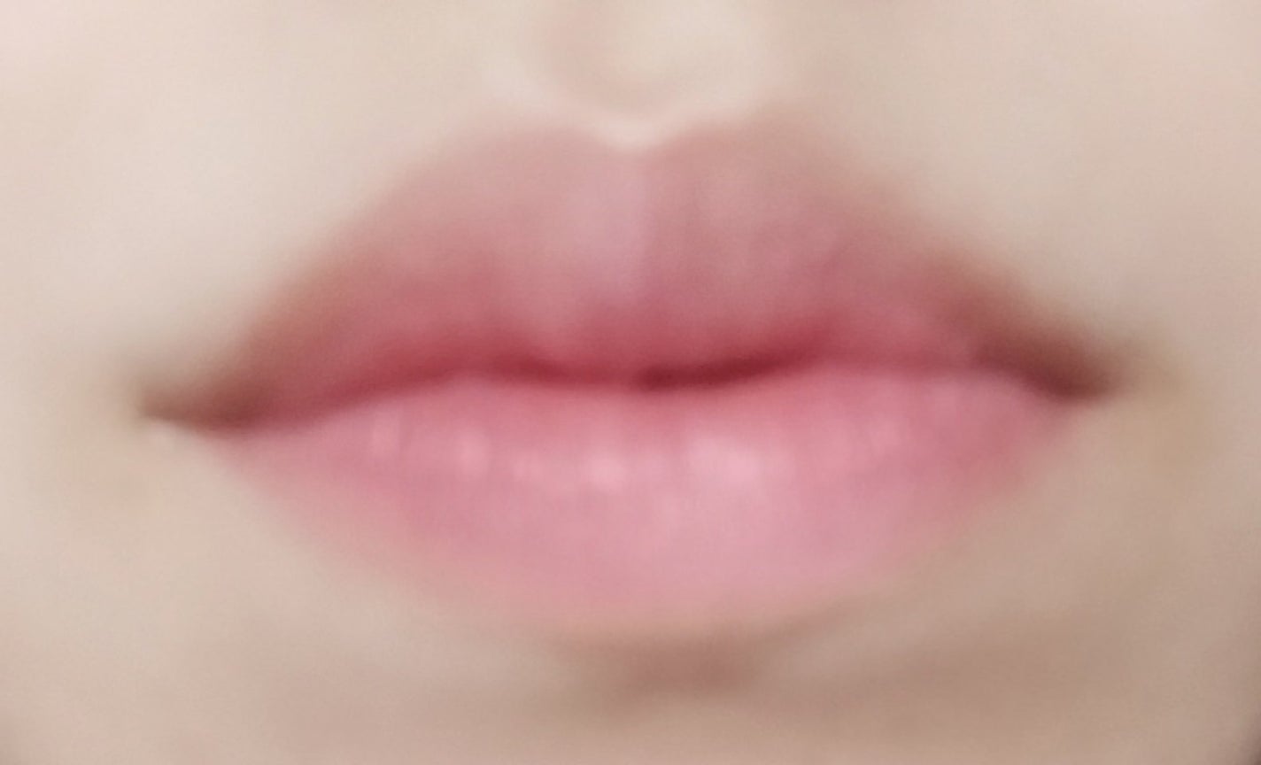 モイストピュアカラーリップ/ニベア/リップクリームを使ったクチコミ(2枚目)