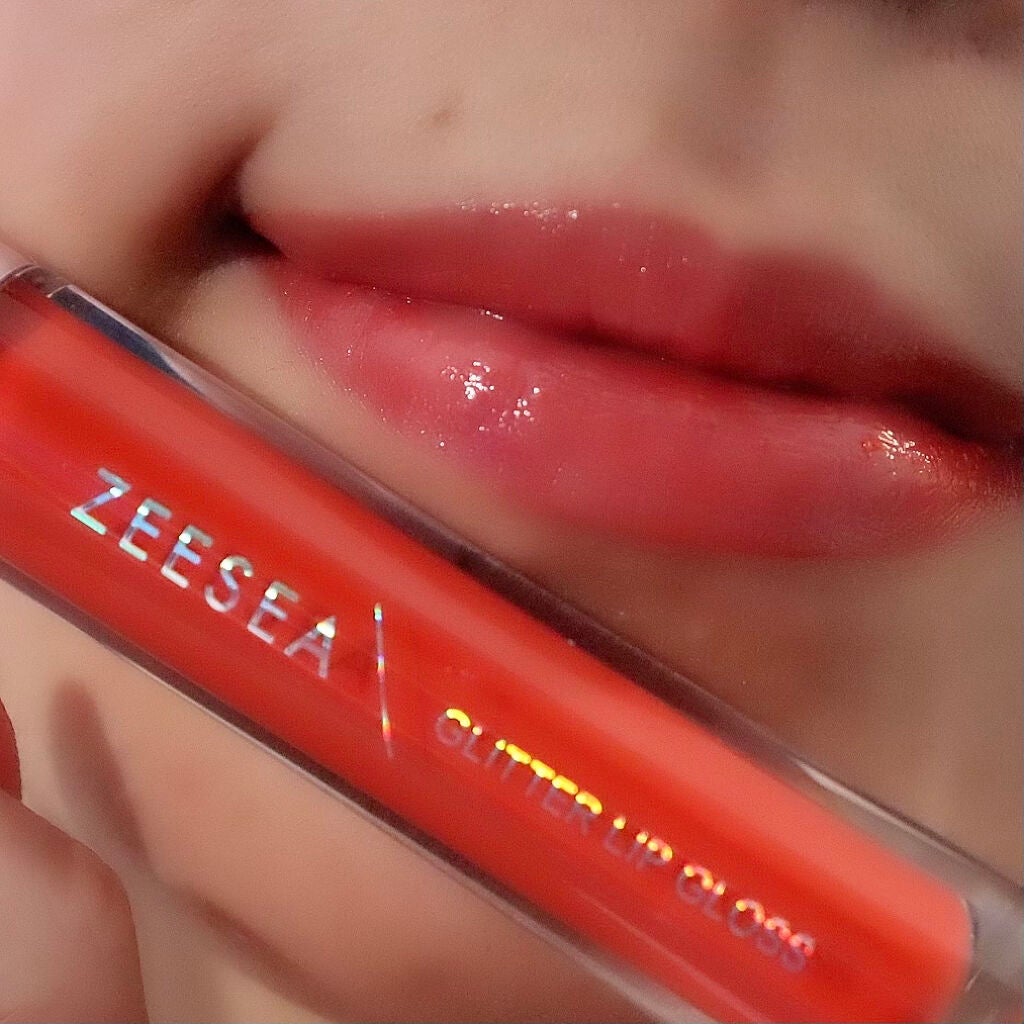 アンチグラビティネビュラ リップグロス/ZEESEA/リップグロスを使ったクチコミ(4枚目)