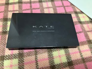 KATE ラスティングデザインアイブロウW N(FL）のクチコミ「【使った商品】ケイト　ベストアイシャドウセレクション

今年の夏の毎日メイクに使用かなり古いの.....」（1枚目）