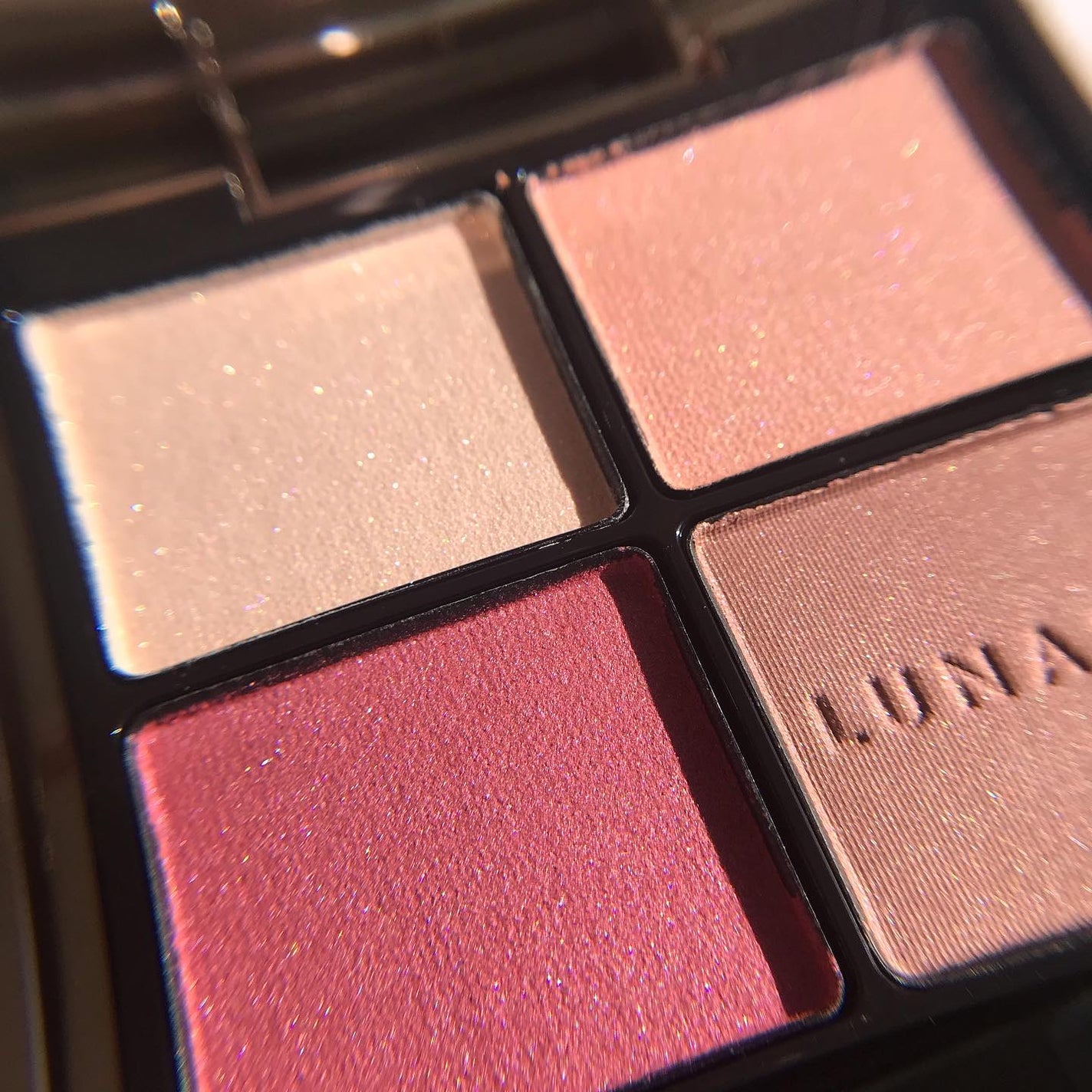 アイカラーレーション/LUNASOL/アイシャドウパレットを使ったクチコミ(3枚目)