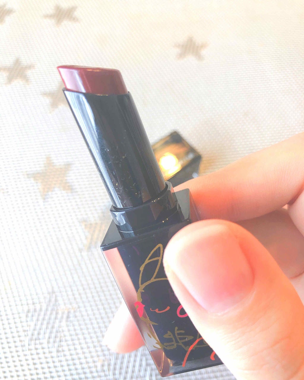 ルージュ アンリミテッド ラッカーシャイン<2019年クリスマスコフレ限定>/shu uemura/口紅を使ったクチコミ(2枚目)