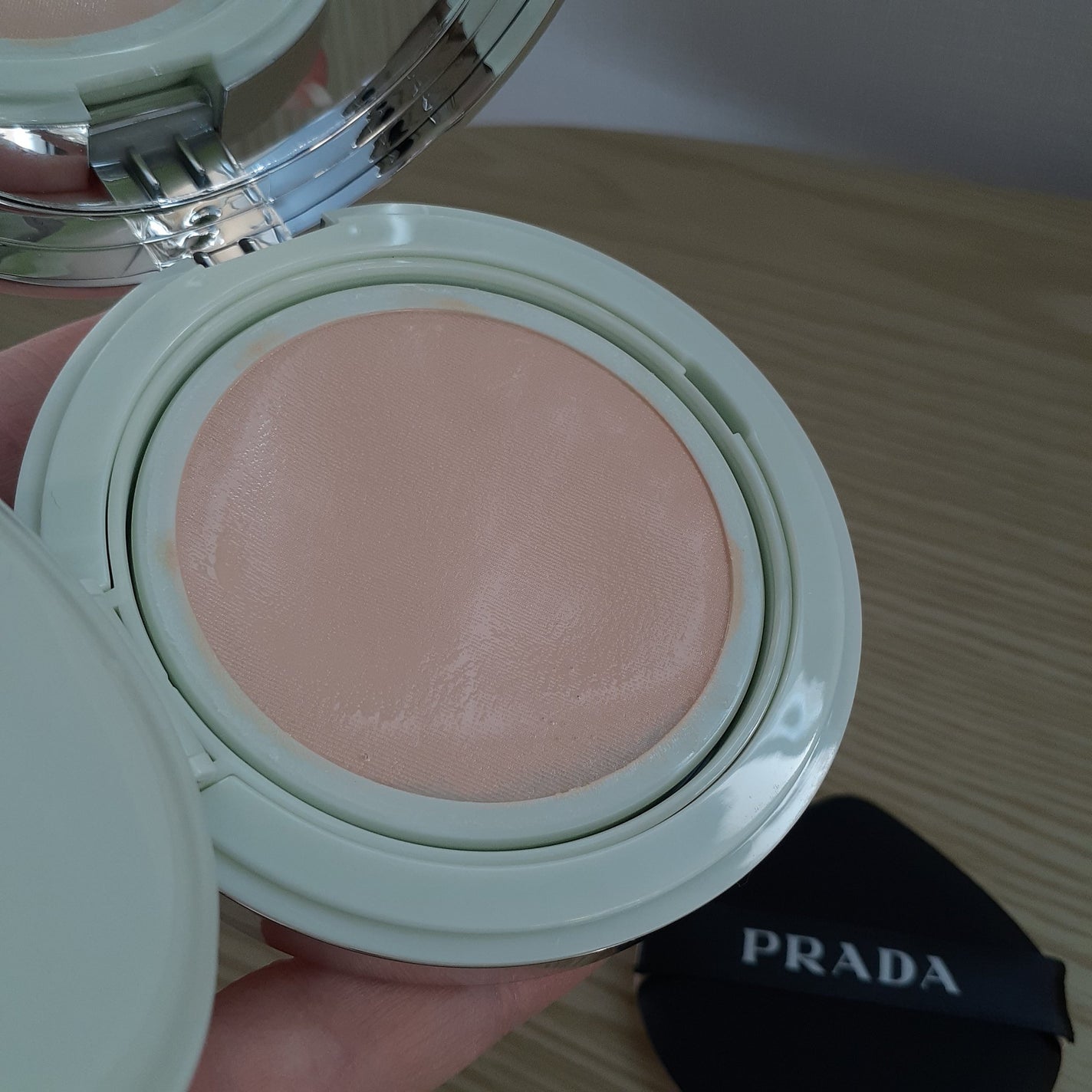 プラダ メッシュ クッション/PRADA BEAUTY/クッションファンデーションを使ったクチコミ(6枚目)