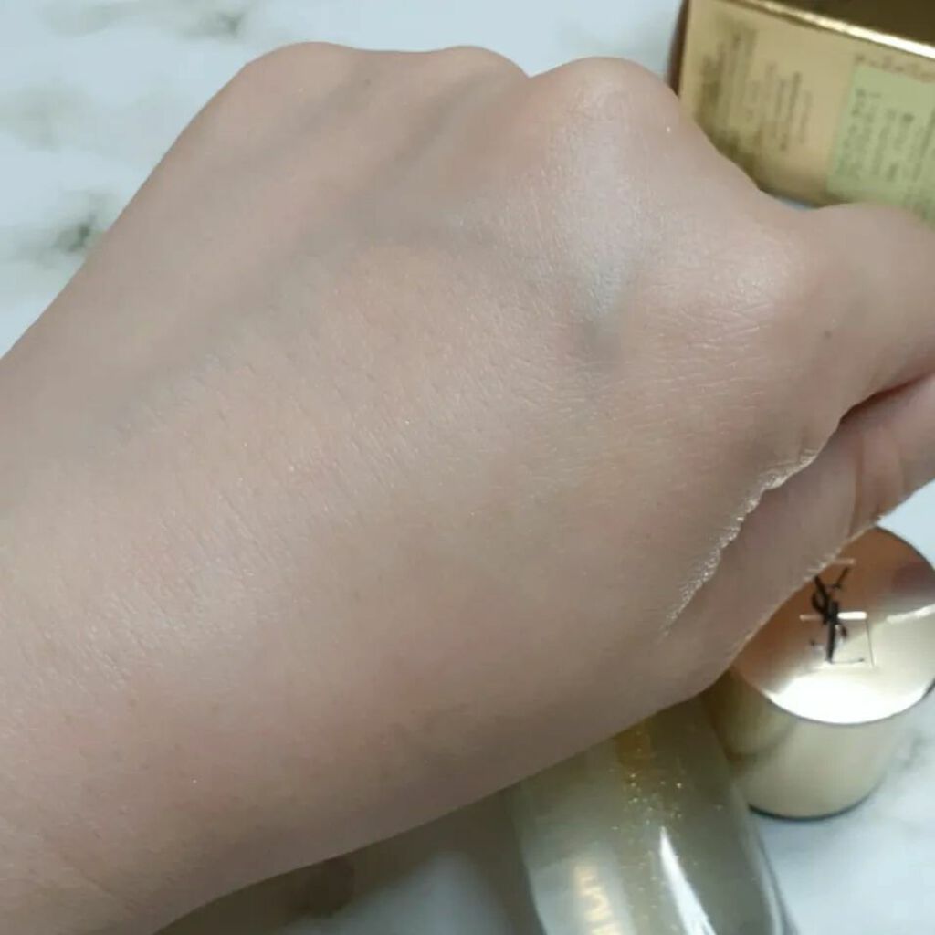 ラディアント タッチ ブラープライマー/YVES SAINT LAURENT BEAUTE/化粧下地を使ったクチコミ(5枚目)