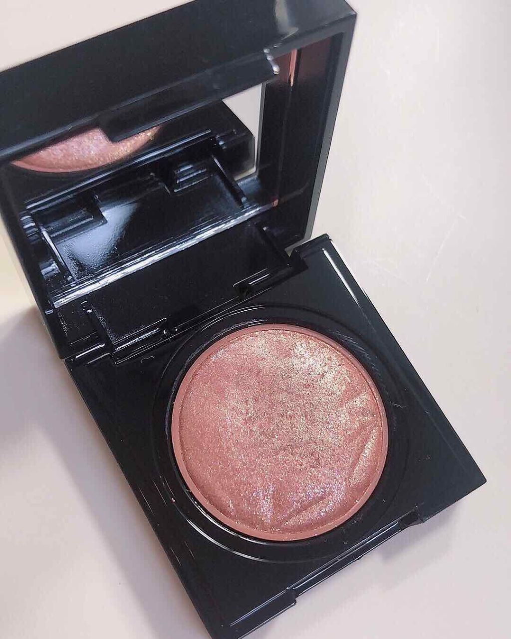 プリズム エアー シャドウ/CLIO/単色アイシャドウを使ったクチコミ(1枚目)