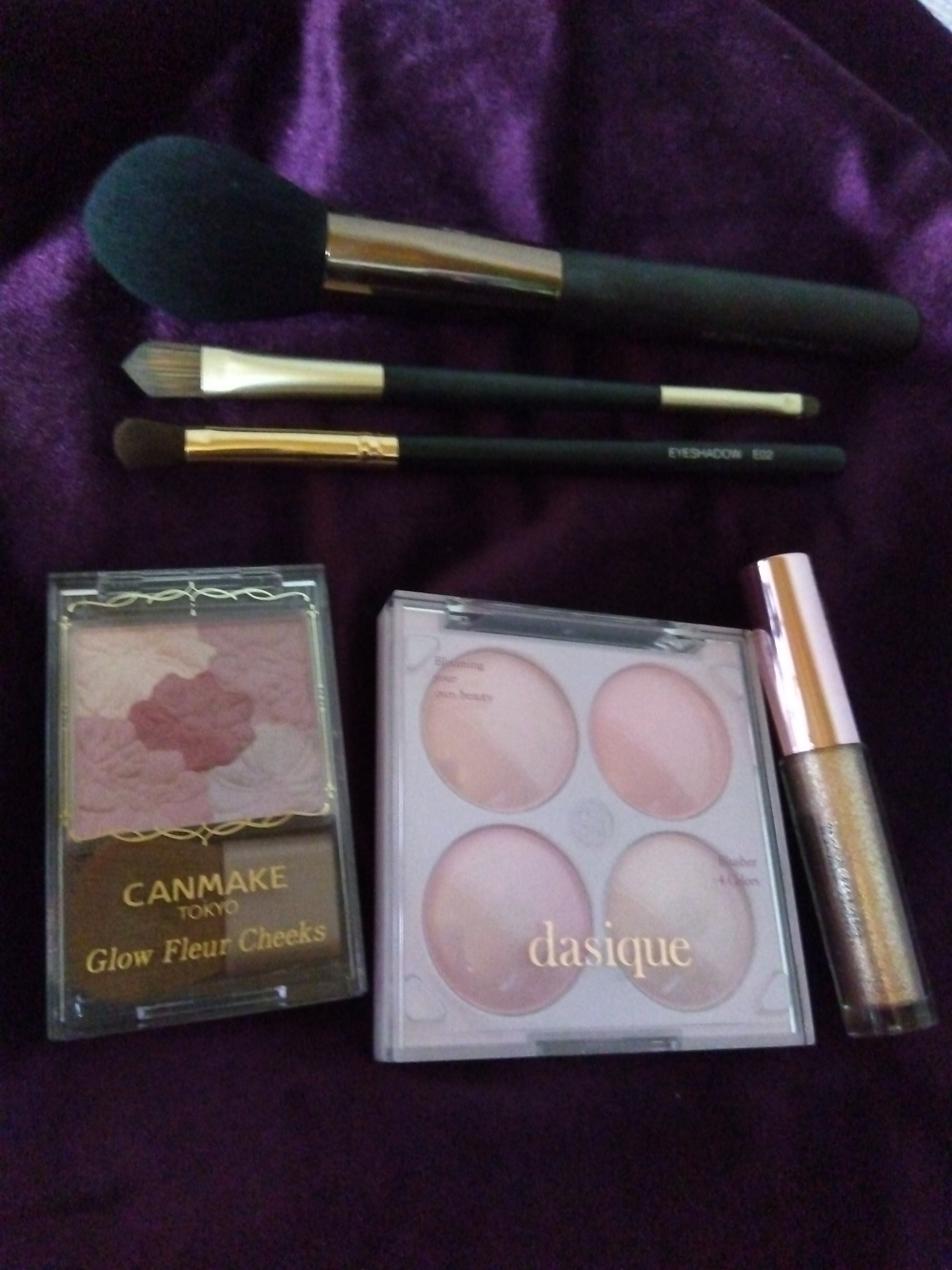 SIXPLUS 多機能パウダーブラシ/SIXPLUS/メイクブラシを使ったクチコミ（1枚目）