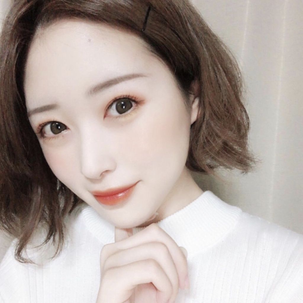 とっておきの一枚が撮れちゃう!自撮りで盛れる写真映えメイクのポイント&おすすめコスメのサムネイル