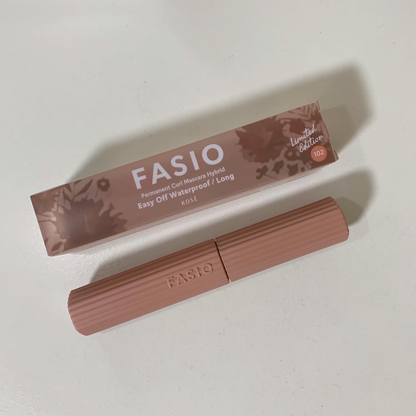 パーマネントカール マスカラ ハイブリッド（ロング） 102 切なる願い〈ピンクのカスミソウの花言葉〉儚げな目もとを演出するベージュピンク(限定)/FASIO/マスカラを使ったクチコミ（1枚目）