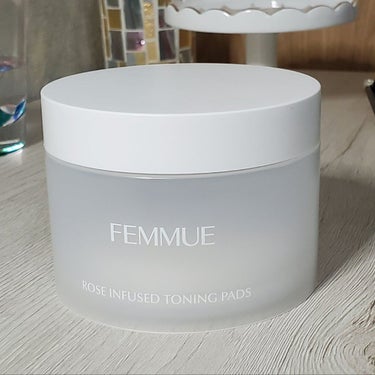 ローズインフューズド トーニングパッド/FEMMUE/拭き取り化粧水を使ったクチコミ（2枚目）