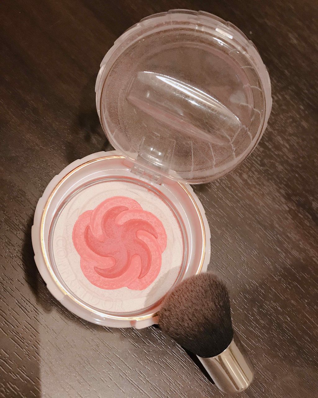 スマイルアップチークス/コフレドール/パウダーチークを使ったクチコミ（1枚目）