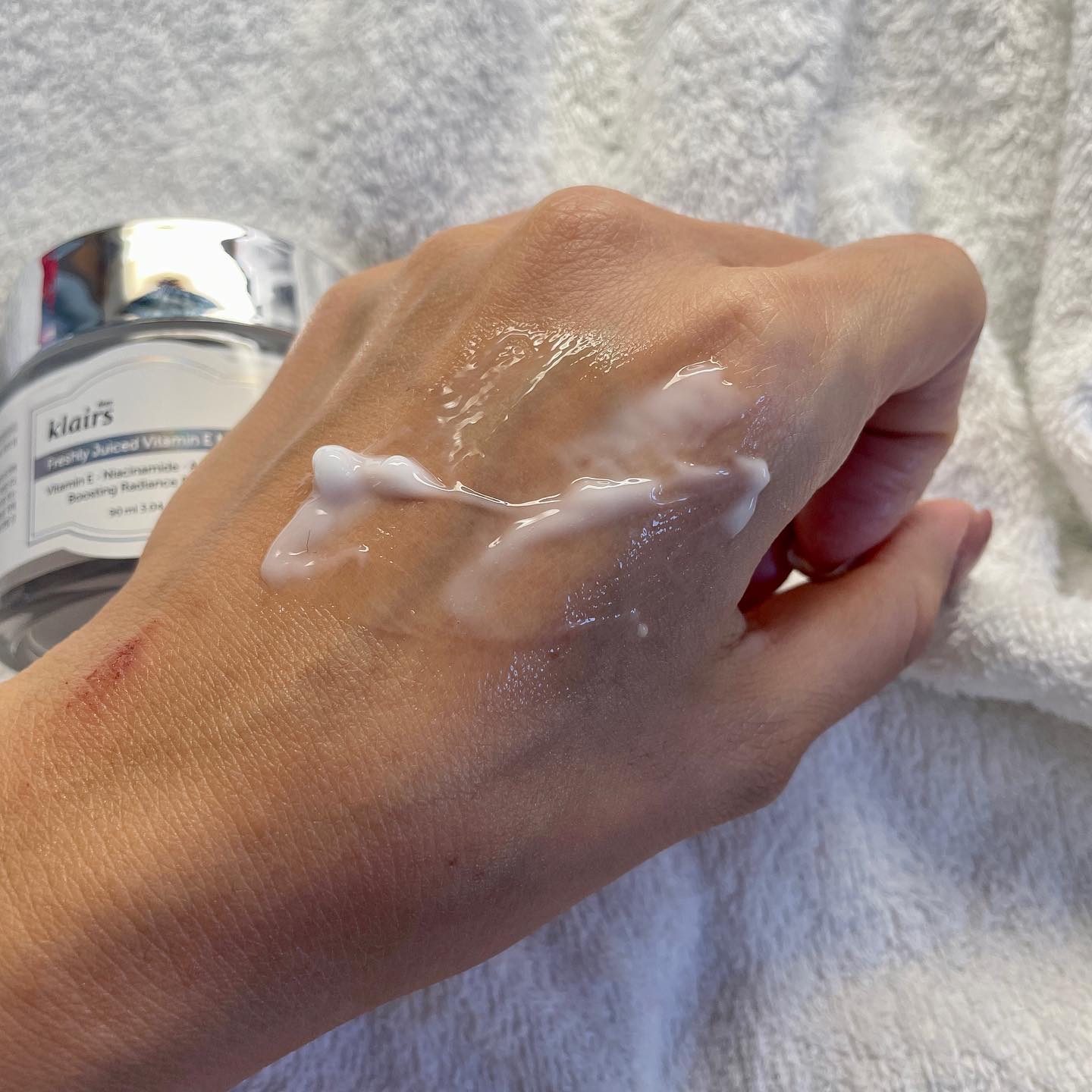 フレッシュリージュースドビタミンEマスク(90g)/Klairs/フェイスクリームを使ったクチコミ（2枚目）