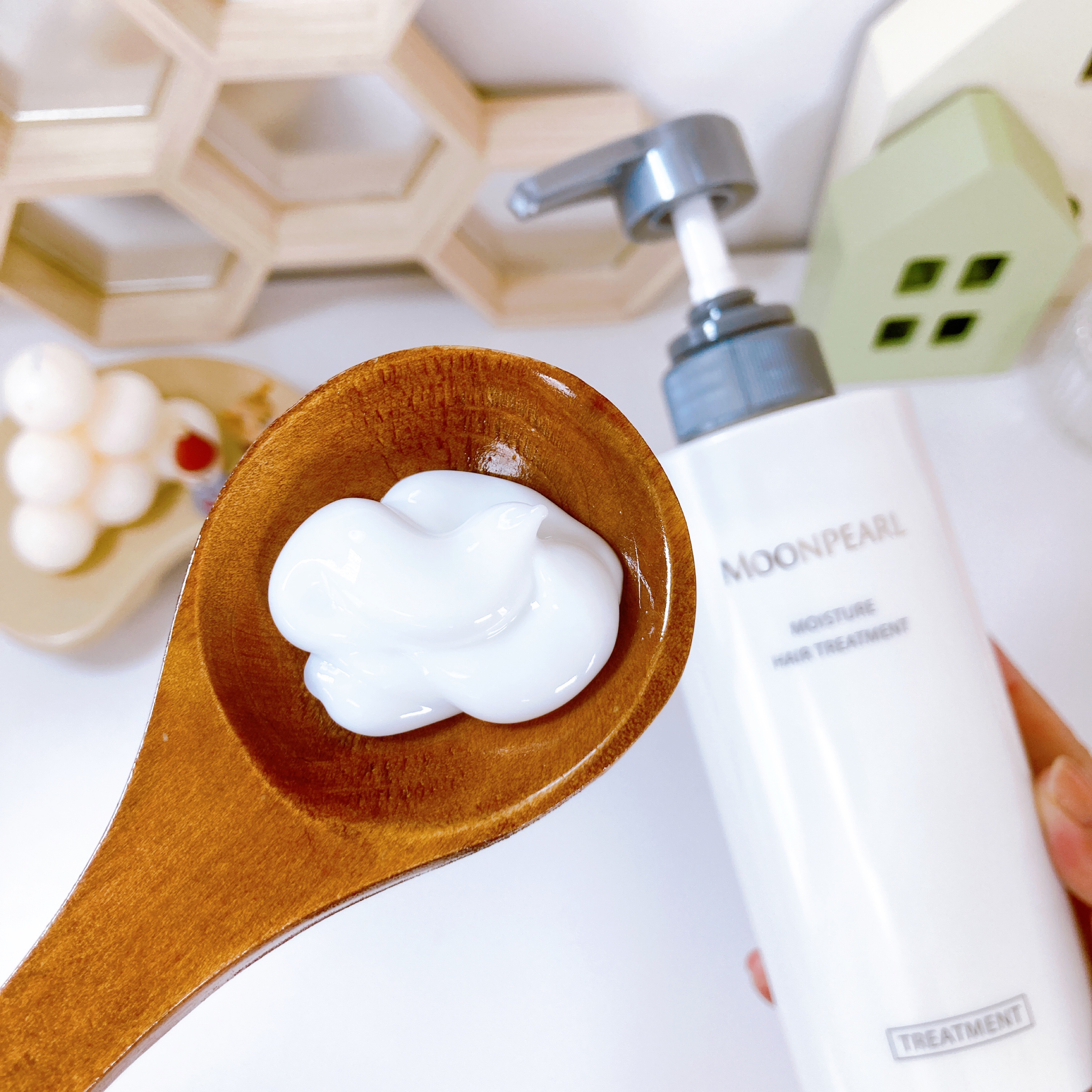 ムーンパール モイスチャー ヘアシャンプー/ヘアトリートメント トリートメント本体（400mL ）/ミキモト コスメティックス/市販シャンプーを使ったクチコミ（3枚目）