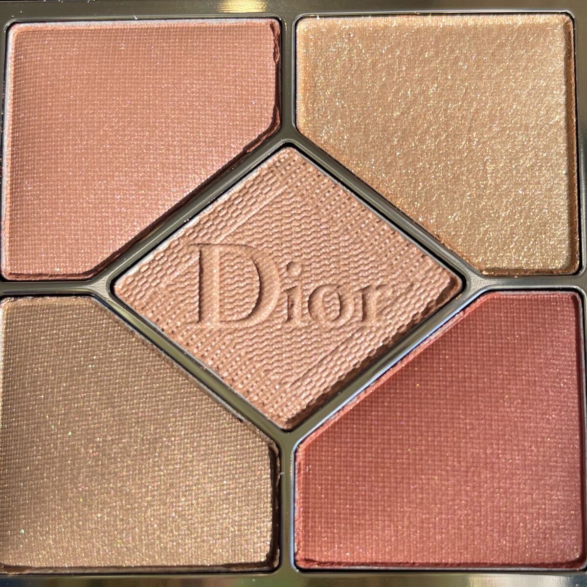 【旧】サンク クルール クチュール 719 オーガンザ/Dior/アイシャドウパレットを使ったクチコミ（3枚目）