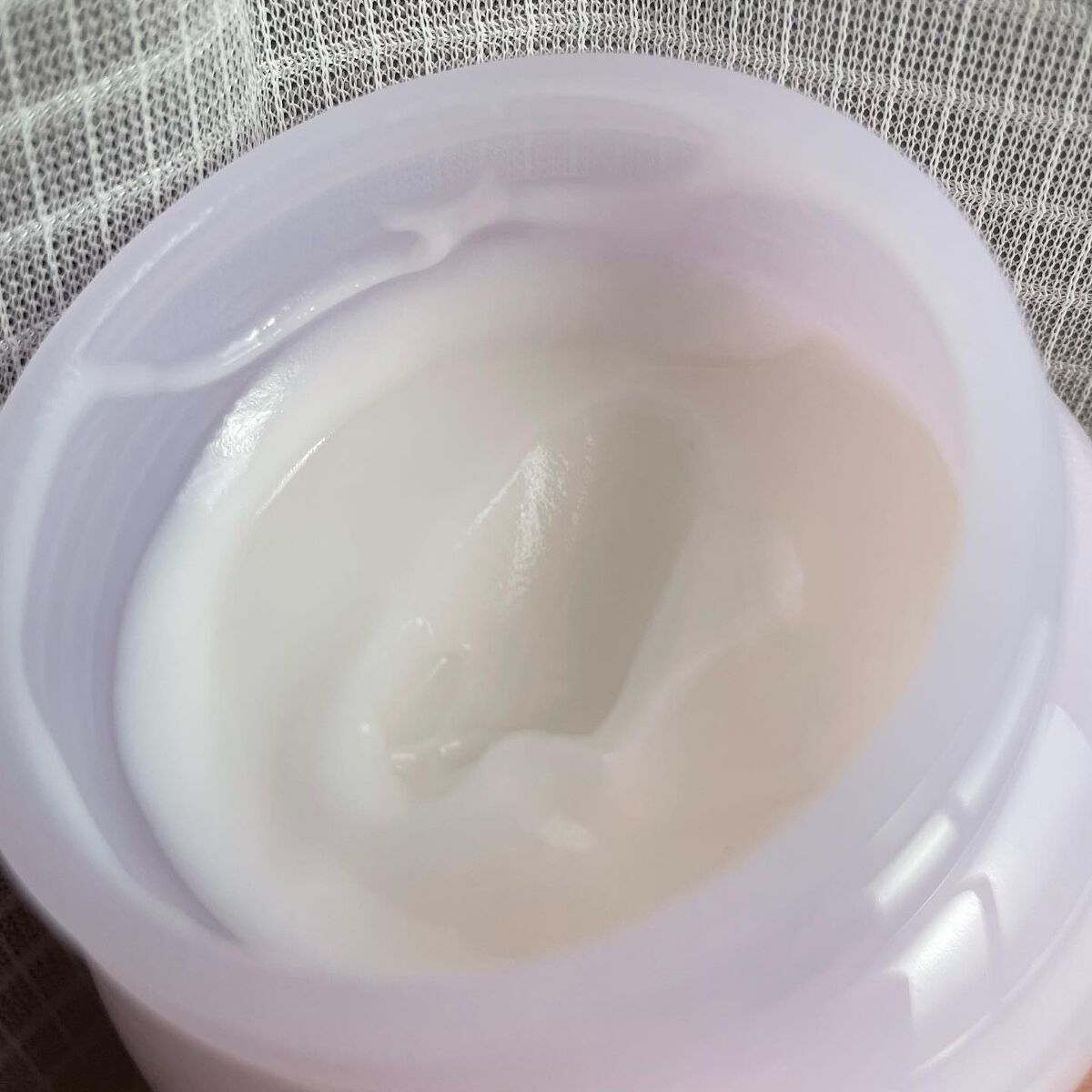 半熟ジュレクリーム/NUAN/フェイスクリームを使ったクチコミ(4枚目)