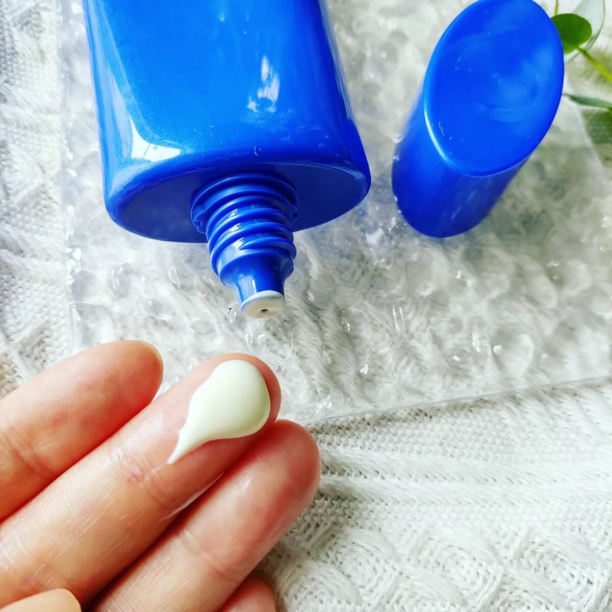 クリアウェルネス ＵＶエッセンスジェル/雪肌精/日焼け止めジェルを使ったクチコミ（3枚目）