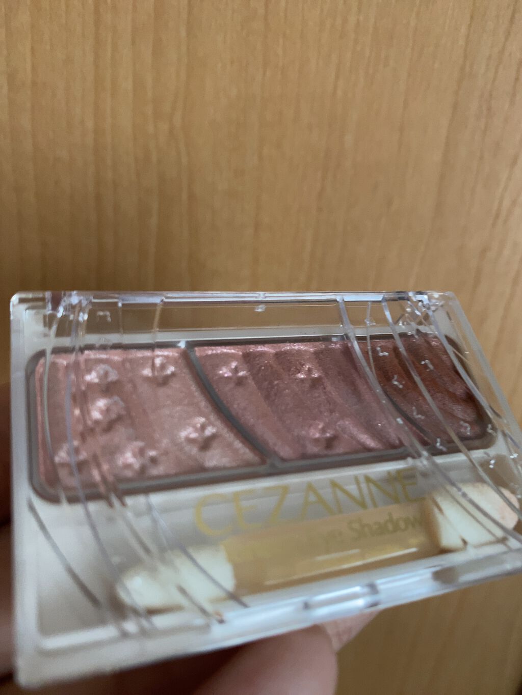 トーンアップアイシャドウ/CEZANNE/アイシャドウパレットを使ったクチコミ（3枚目）