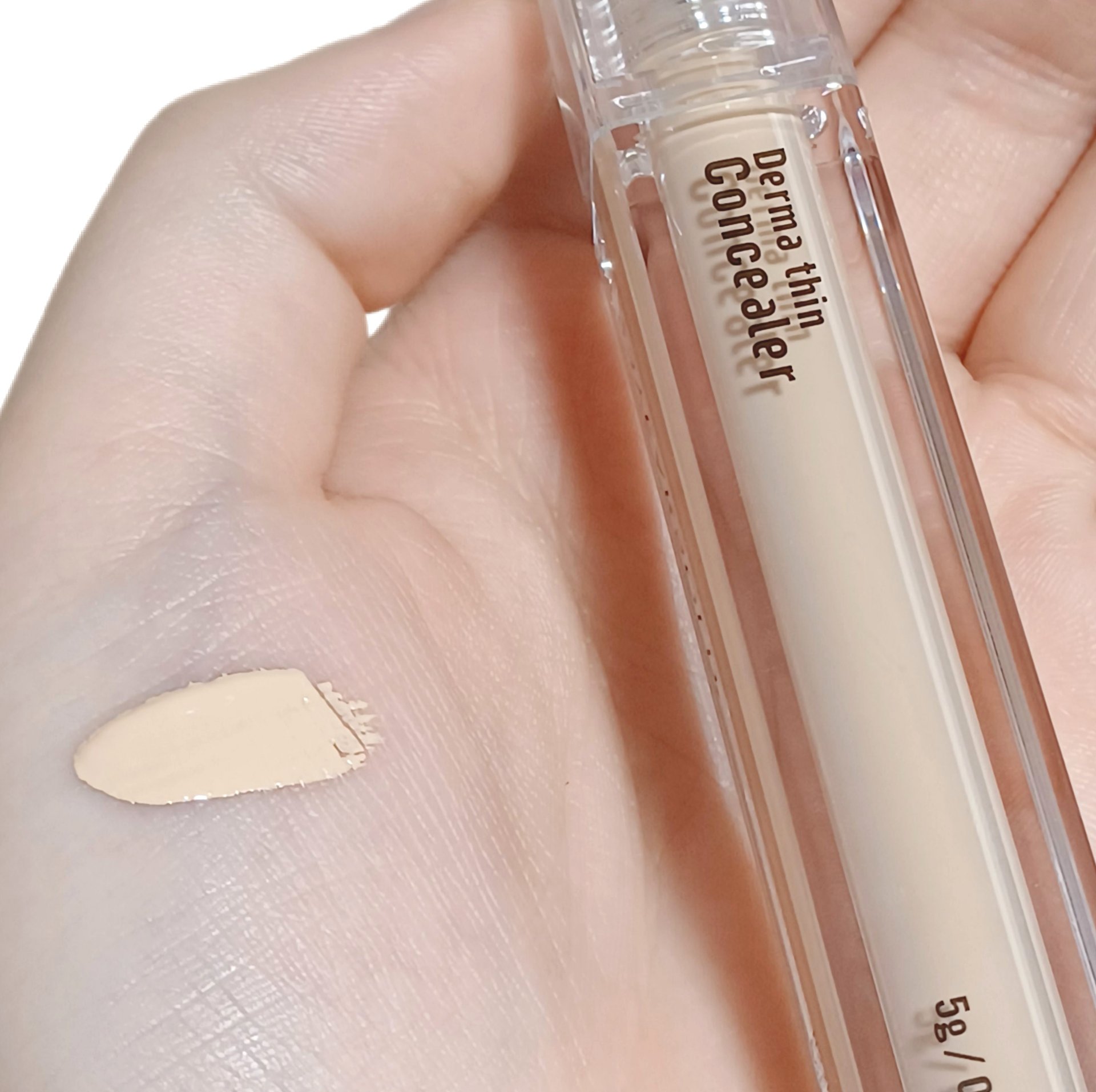 ダーマシンコンシーラー/23years old/リキッドコンシーラーを使ったクチコミ（3枚目）