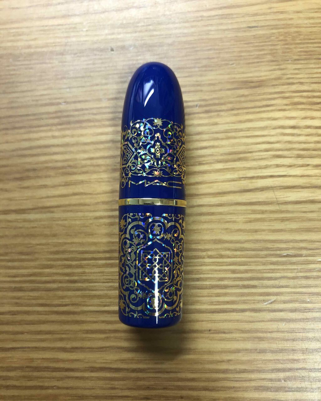 Mitsuki on LIPS 「MACの新作のムスリム協会のリップが届きました🙏💄カラーはアン..」(1枚目)