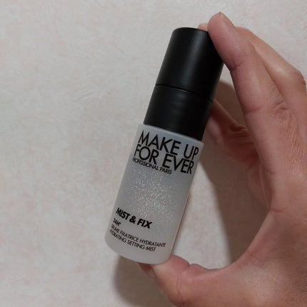 MAKE UP FOR EVER ミスト&フィックスのクチコミ「お試ししたくてトラベルサイズ購入。
ミストは粗め。
すぐにサラッとしてくれます。
キープ力.....」(1枚目)