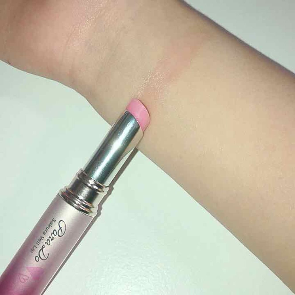 サクラヴェールリップ/パラドゥ/リップクリームを使ったクチコミ(4枚目)