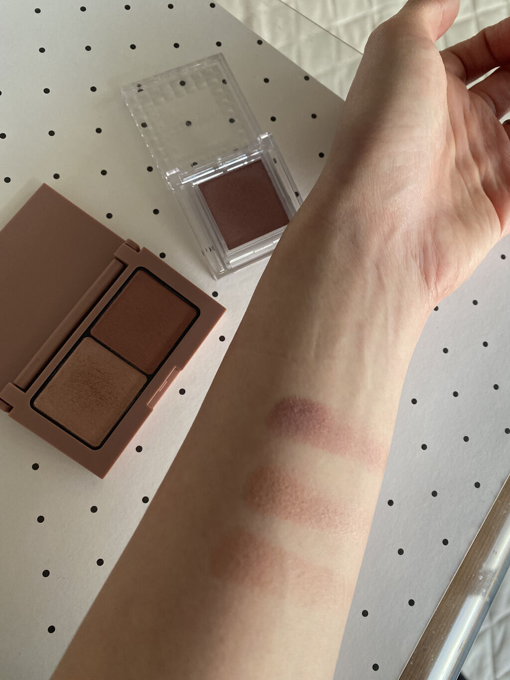 シングルカラーアイシャドウ/CEZANNE/単色アイシャドウを使ったクチコミ（2枚目）