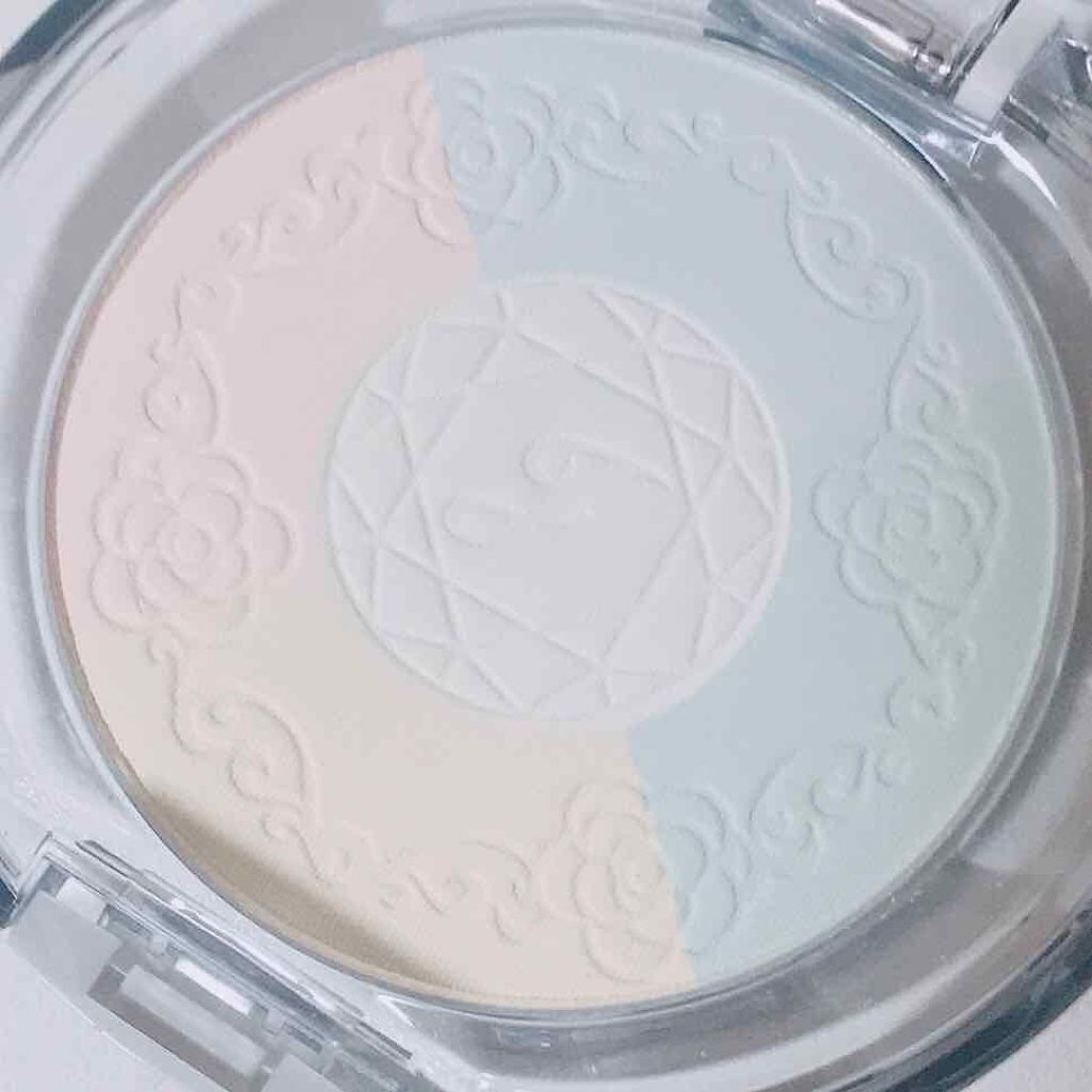 クリスタルルーセント フェイスパウダー/JILL STUART/プレストパウダーを使ったクチコミ(4枚目)