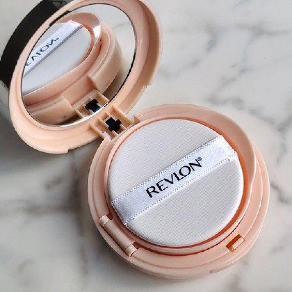 フォトレディ キャンディッド ウォーター エッセンス コンパクト ファンデーション/REVLON/クリーム・エマルジョンファンデーションを使ったクチコミ(4枚目)