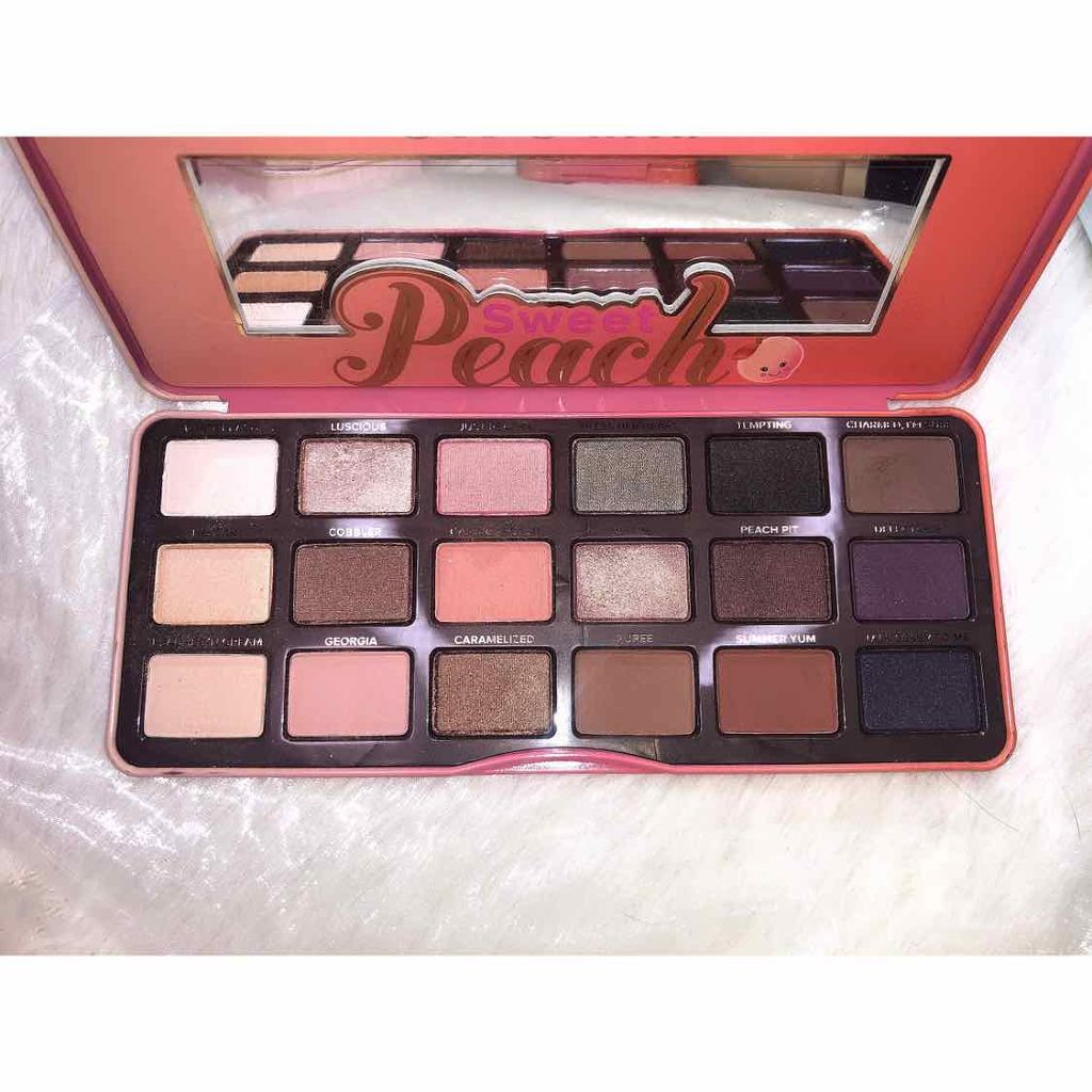 スイートピーチ アイシャドウ パレット/Too Faced/アイシャドウパレットを使ったクチコミ(3枚目)