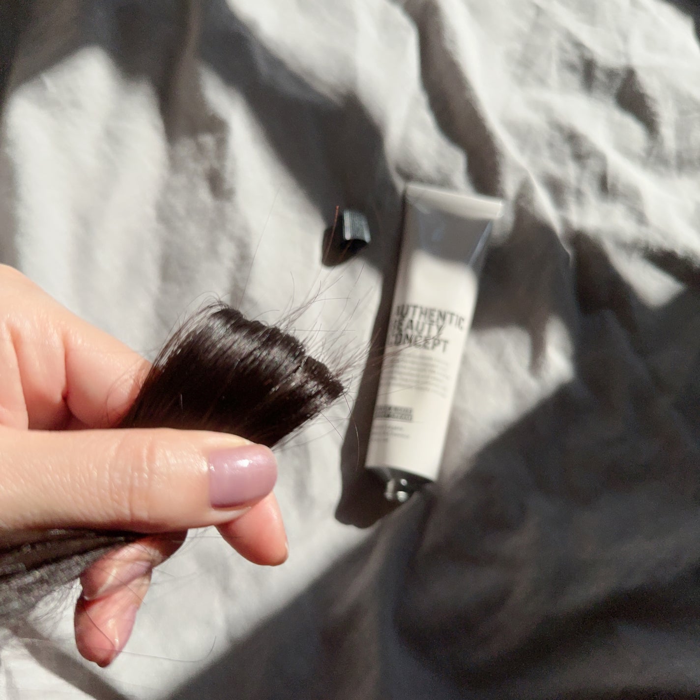 ハンド&ヘア ライトセラム/AUTHENTIC BEAUTY CONCEPT/ハンドクリームを使ったクチコミ(4枚目)