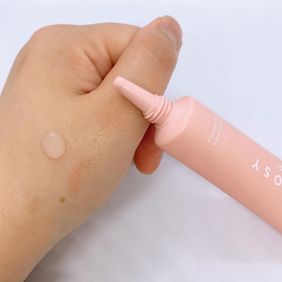 ウインクウィッチアイエッセンス/CHOOSY/アイケア・アイクリームを使ったクチコミ（3枚目）