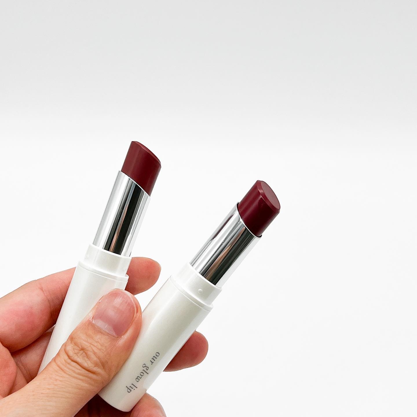 アワーグロウリップ #14 Pluming/oenir/口紅を使ったクチコミ（3枚目）