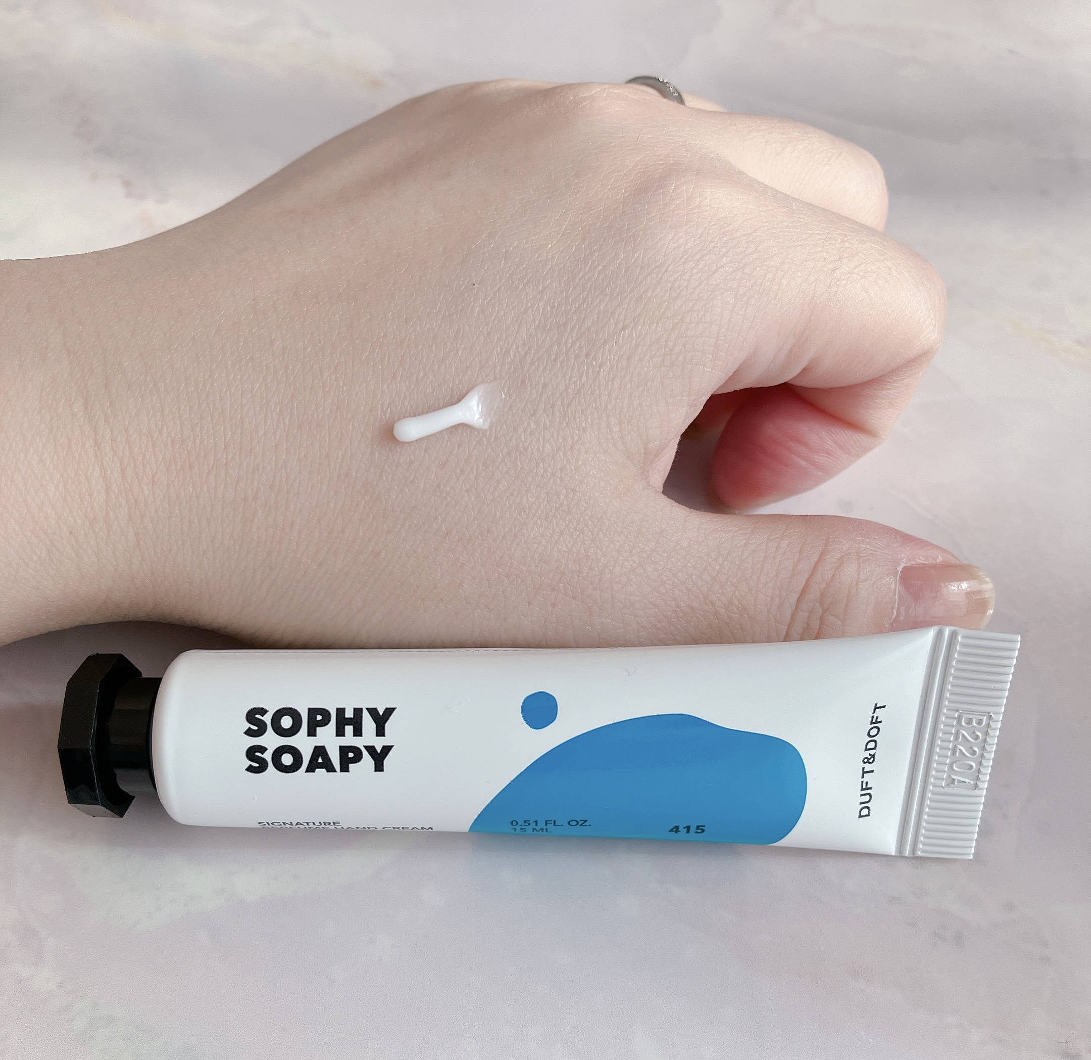 シグネチャーパフュームハンドクリームミニチュアギフトセット/DUFT&DOFT/ハンドクリームを使ったクチコミ（1枚目）