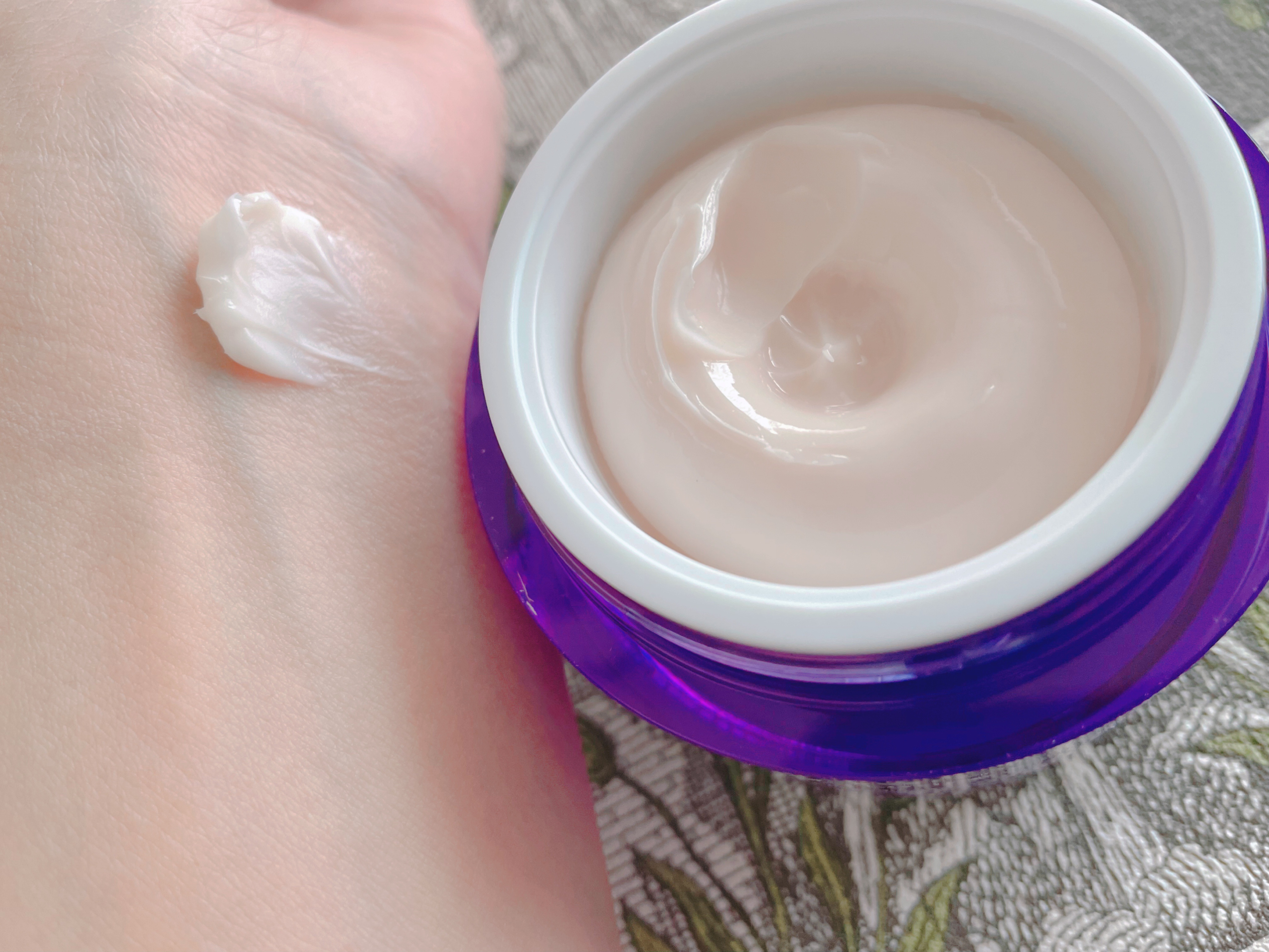 バイオヒールボ プロバイオダーム 3Dリフティングクリーム/BIOHEAL BOH/フェイスクリームを使ったクチコミ（3枚目）