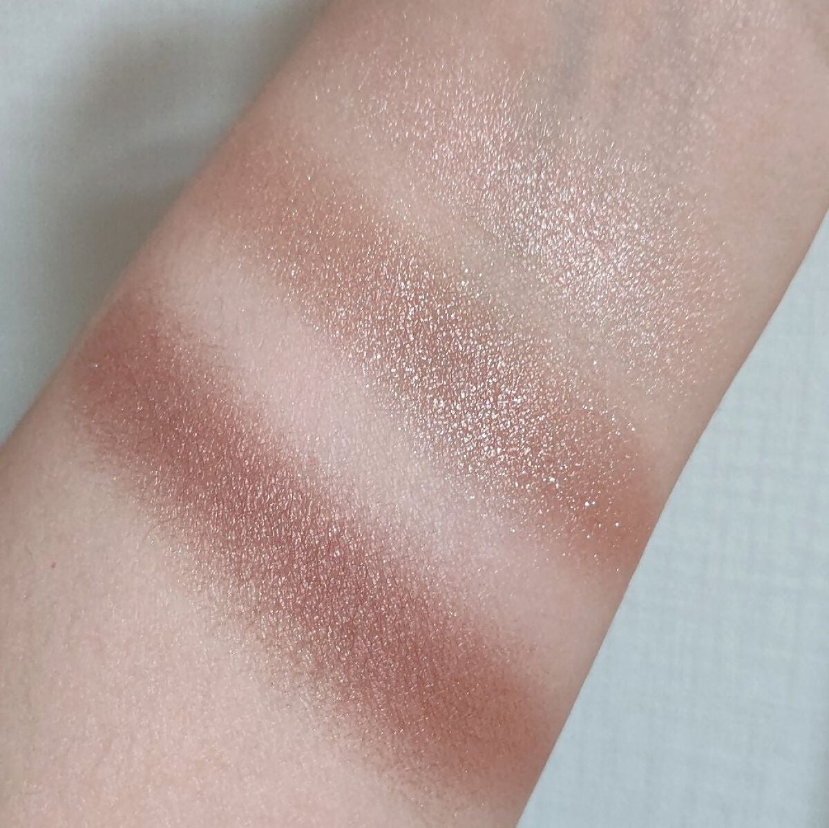 トーンアップアイシャドウ/CEZANNE/アイシャドウパレットを使ったクチコミ(3枚目)