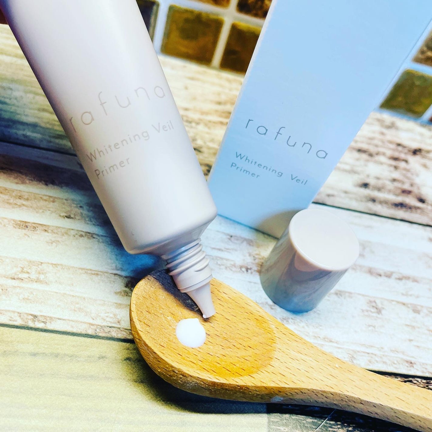 ホワイトニングヴェールプライマー/rafuna/化粧下地を使ったクチコミ(2枚目)
